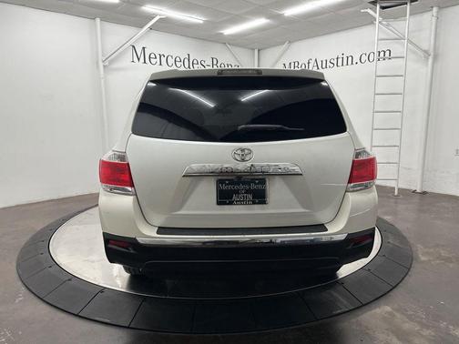 2013 Toyota Highlander Base Plus