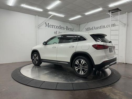 2025 Mercedes-Benz GLA 250 Base