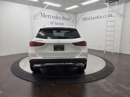 2025 Mercedes-Benz GLA 250 Base