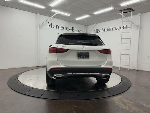 2025 Mercedes-Benz GLA 250 Base