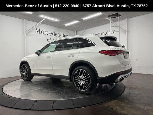 2025 Mercedes-Benz GLC 300 Base
