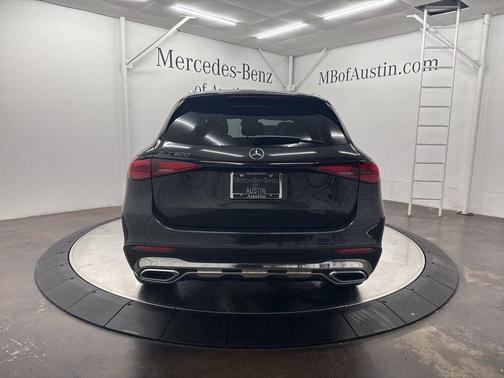 2025 Mercedes-Benz GLC 300 Base