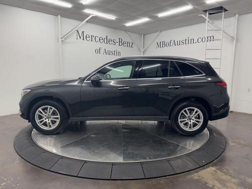 2025 Mercedes-Benz GLC 300 Base