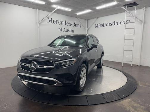 2025 Mercedes-Benz GLC 300 Base