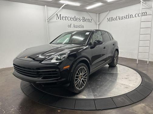 2023 Porsche Cayenne Base
