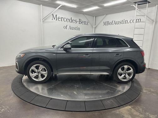 2023 Audi Q5 45 S line quattro Premium