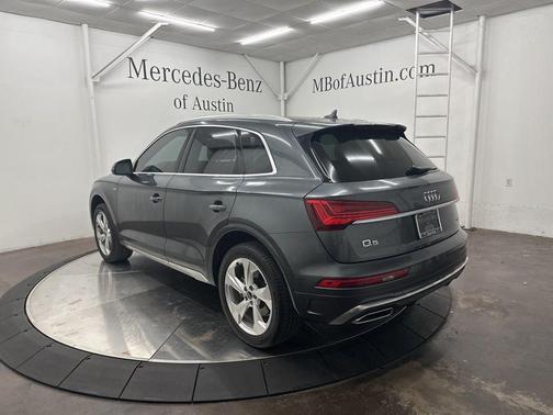 2023 Audi Q5 45 S line quattro Premium
