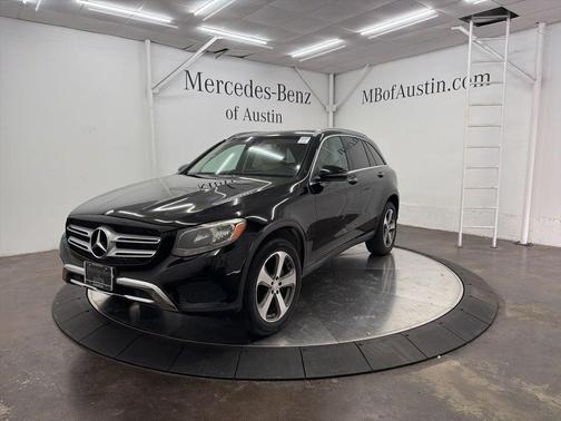 2017 Mercedes-Benz GLC 300 Base