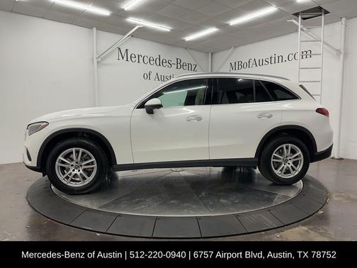 2025 Mercedes-Benz GLC 300 Base