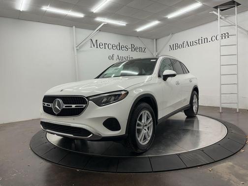 2025 Mercedes-Benz GLC 300 Base
