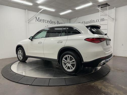 2025 Mercedes-Benz GLC 300 Base