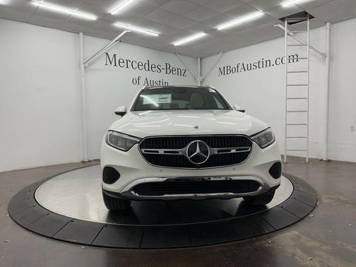 2025 Mercedes-Benz GLC 300 Base
