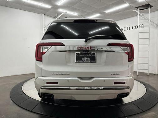 White Frost Tri-Coat 2021 GMC Acadia Denali