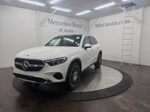 Polar White 2026 Mercedes-Benz GLC 300 Base