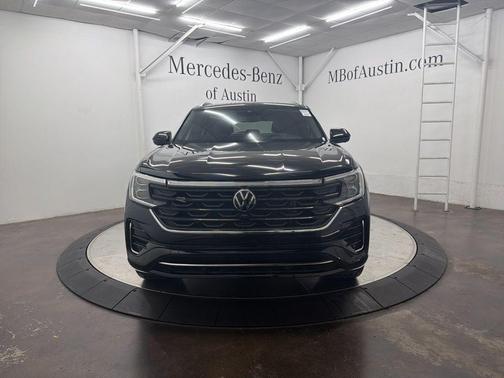 2024 Volkswagen Atlas Cross Sport 2.0T SEL Premium R-Line