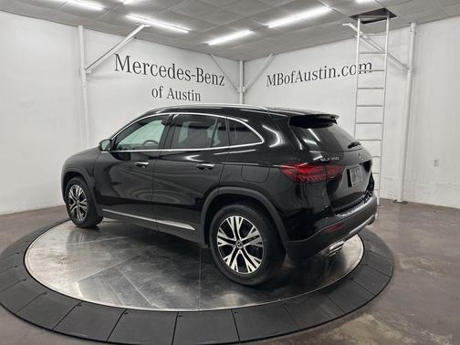 2025 Mercedes-Benz GLA 250 Base