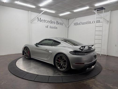 2020 Porsche 718 Cayman GT4