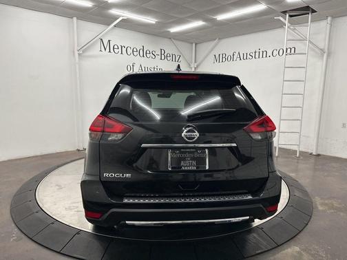 2020 Nissan Rogue S