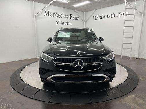 2026 Mercedes-Benz GLC 300 Base