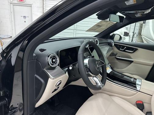 2026 Mercedes-Benz GLC 300 Base