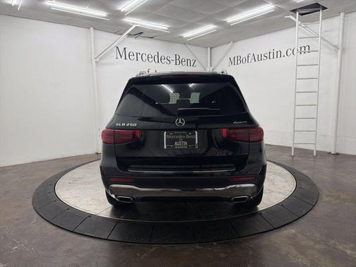 2026 Mercedes-Benz GLB 250 Base 4MATIC