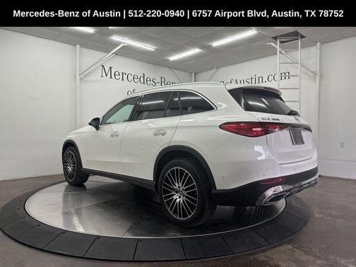 2025 Mercedes-Benz GLC 300 Base