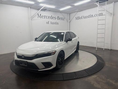White 2022 Honda Civic Sport