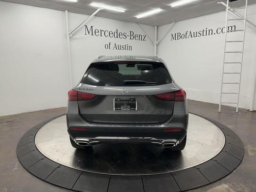 2025 Mercedes-Benz GLA 250 Base