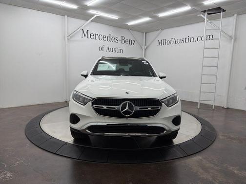 2026 Mercedes-Benz GLC 300 Base