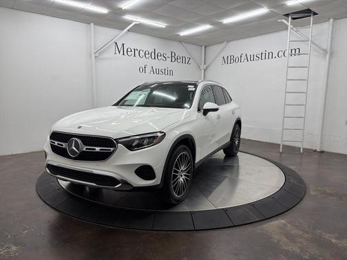 2026 Mercedes-Benz GLC 300 Base