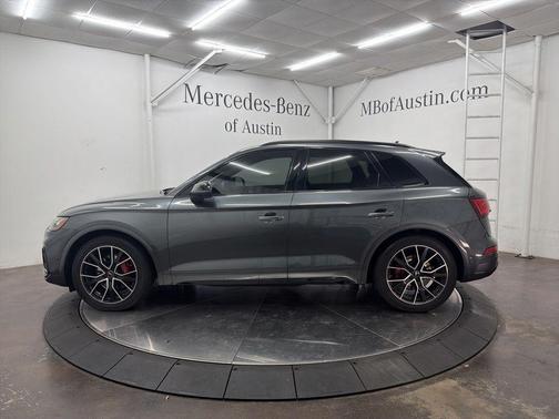 Daytona Gray Pearl Effect 2023 Audi SQ5 3.0T Prestige