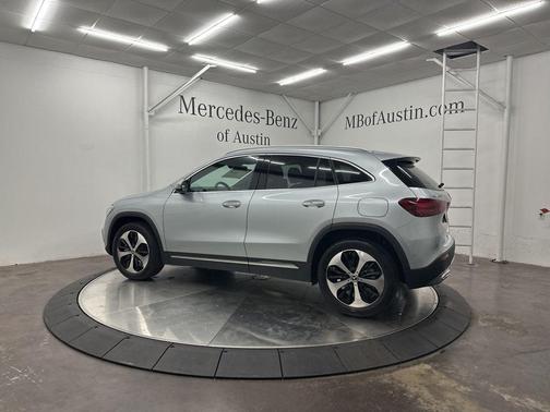 2025 Mercedes-Benz GLA 250 Base