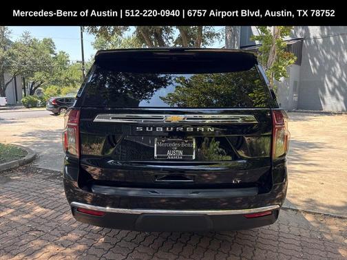 2023 Chevrolet Suburban LT
