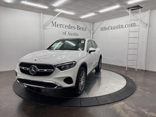 2026 Mercedes-Benz GLC 300 Base