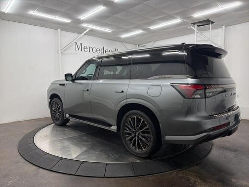 2025 INFINITI QX80 AUTOGRAPH