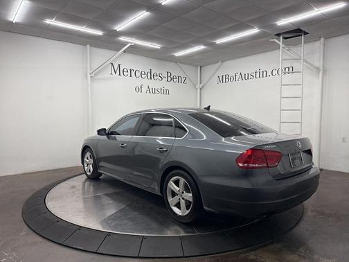 2015 Volkswagen Passat 1.8T Limited Edition
