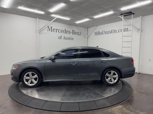 2015 Volkswagen Passat 1.8T Limited Edition