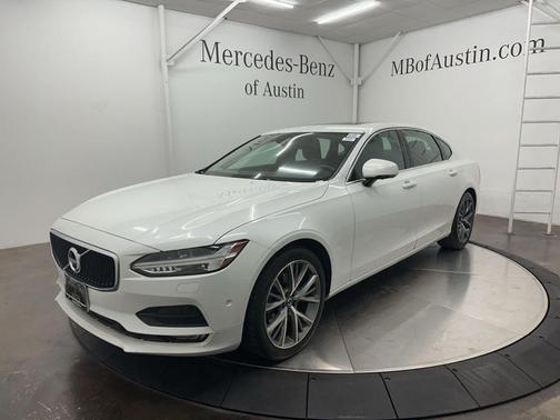 2018 Volvo S90 T5 Momentum