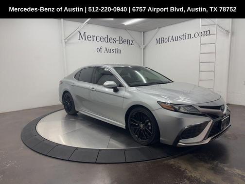 2022 Toyota Camry Hybrid XSE