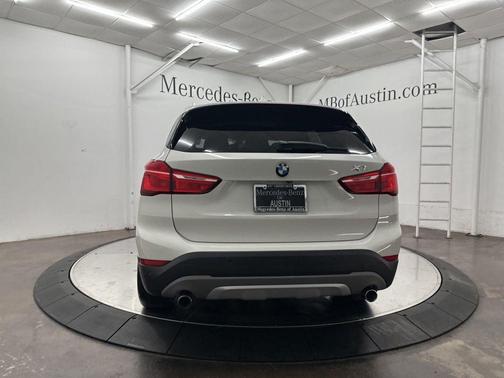 Alpine White 2018 BMW X1 sDrive28i