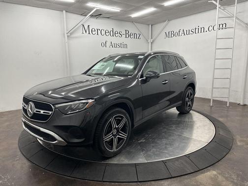 2026 Mercedes-Benz GLC 300 Base