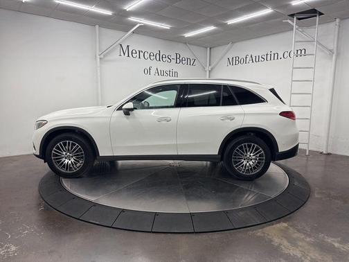 2026 Mercedes-Benz GLC 300 Base 4MATIC