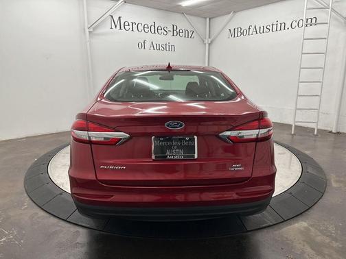 2020 Ford Fusion Hybrid SE