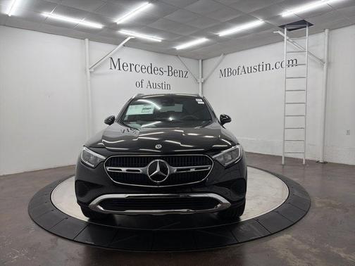 2026 Mercedes-Benz GLC 300 Base