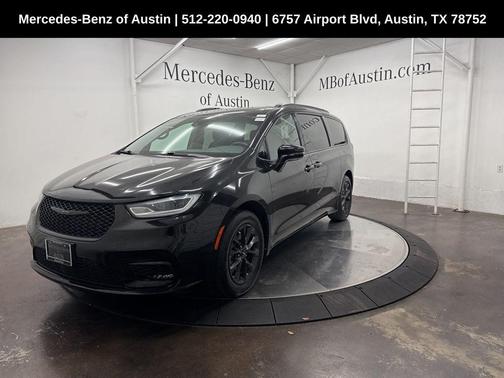 2021 Chrysler Pacifica Touring-L