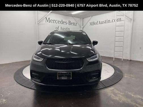 2021 Chrysler Pacifica Touring-L