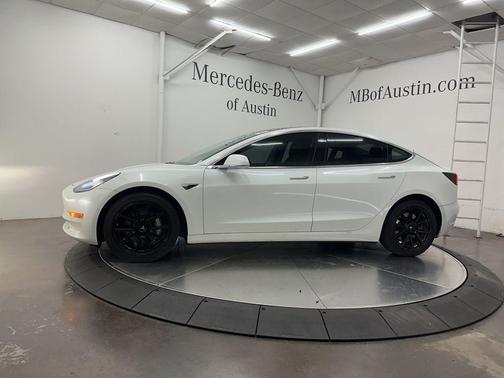 Pearl White Multi 2019 Tesla Model 3 Performance