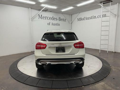2017 Mercedes-Benz GLA 250 Base