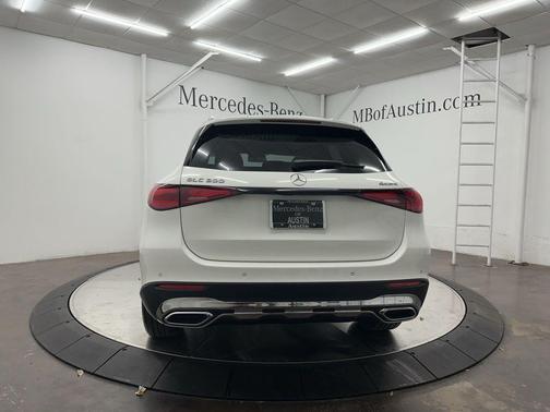 2025 Mercedes-Benz GLC 300 Base 4MATIC