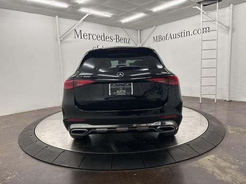 2025 Mercedes-Benz GLC 300 Base 4MATIC